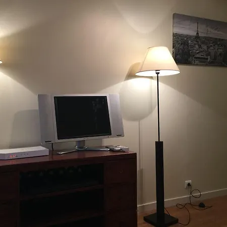 Lovely Studio Champs Elysees Apartamento *