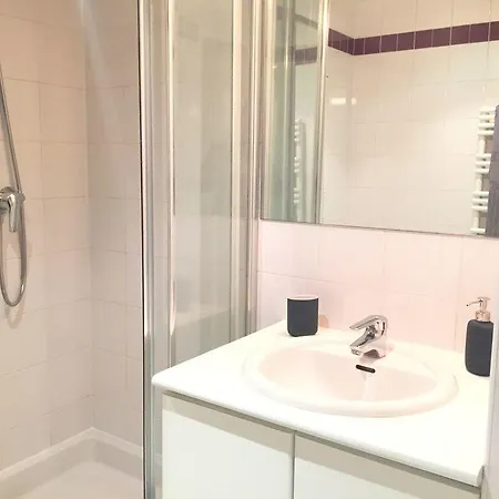 Lovely Studio Champs Elysees Appartement Paris