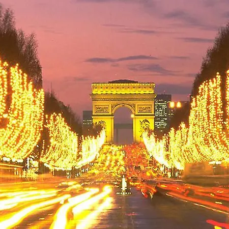 Apartamento Lovely Studio Champs Elysees Paris
