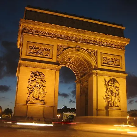 Lovely Studio Champs Elysees Appartement Paris